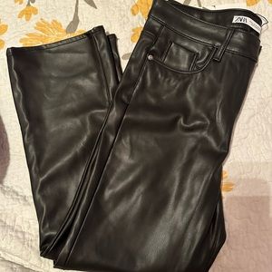 Viral Zara black leather pants